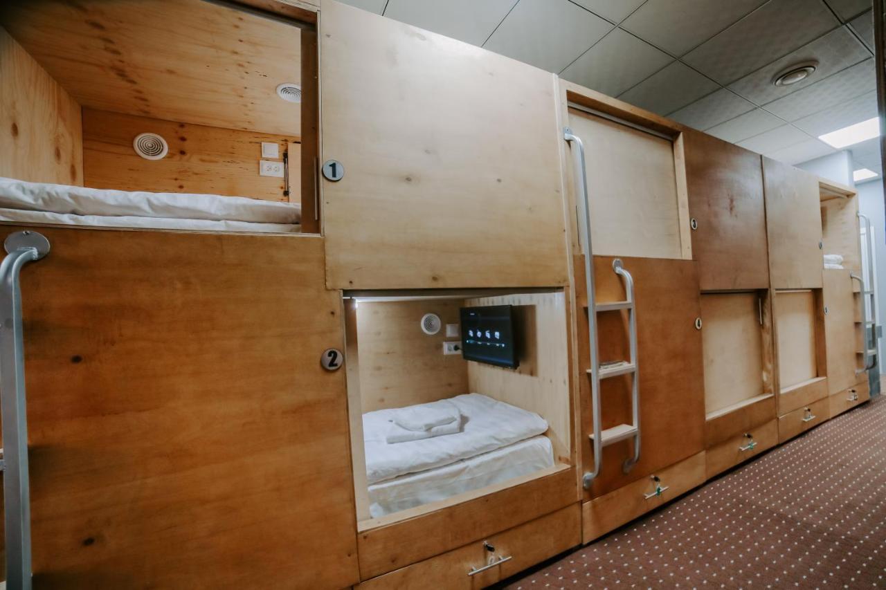Capsule Hotel Osch Exterior foto